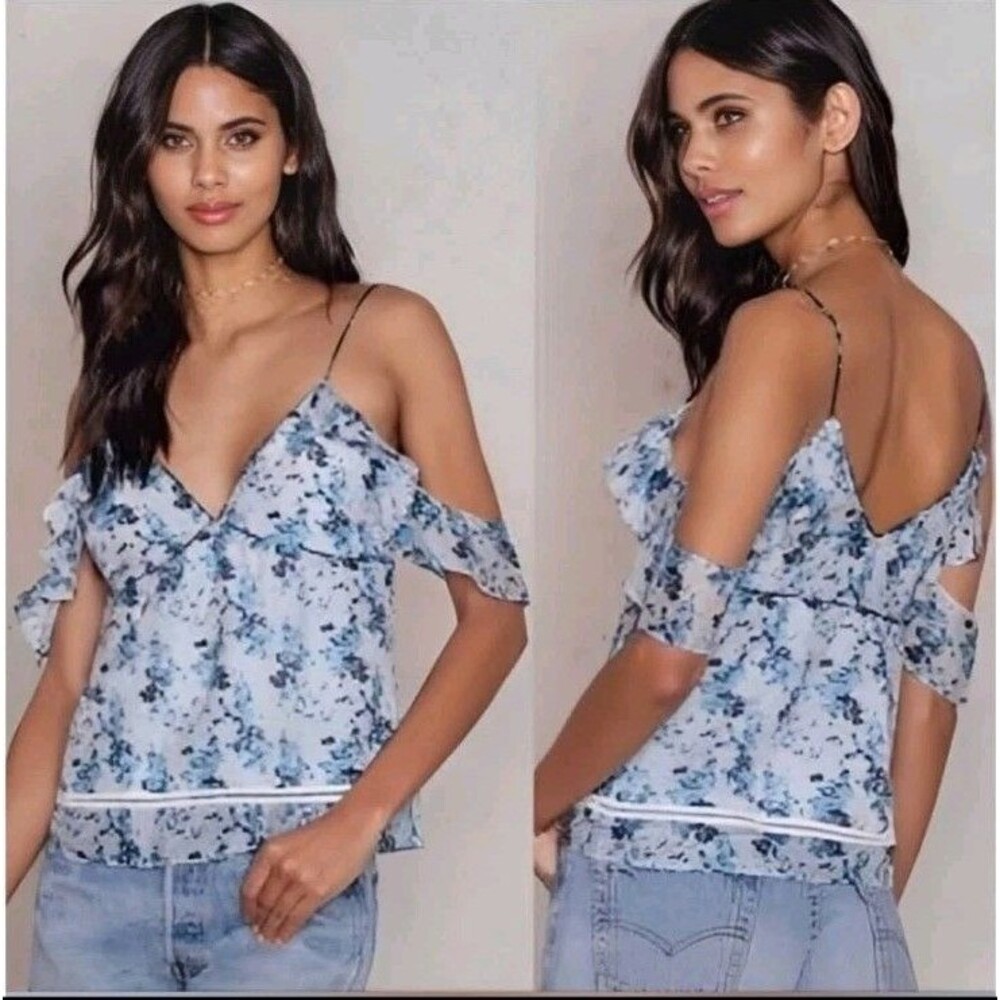 Saylor Rosabella Floral Top Size Large NWT Blue White Lace Ruffle Coquette